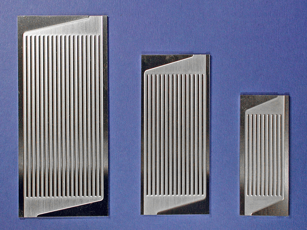 microstructured heat exchanger plates