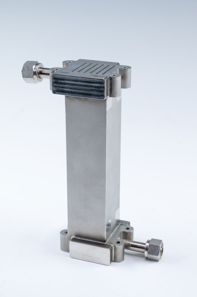 Laboratory reactor: single module for follow-up reactions