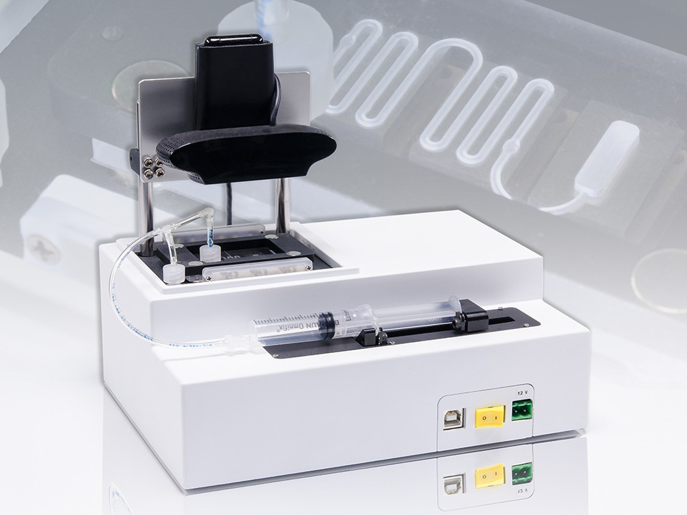 Moving plug real-time PCR module Moving plug real-time PCR module